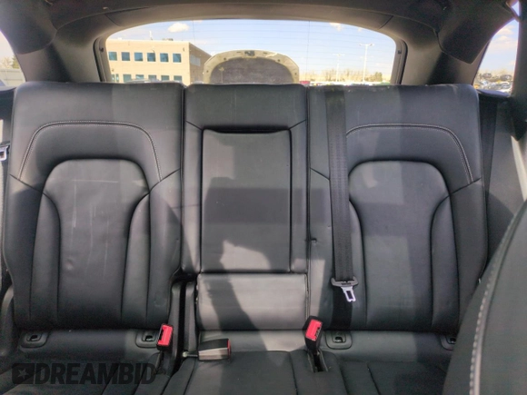 2015 Audi SQ5 Premium Plus z VIN WA1CGAFP1FA139618, wystawiony jako Copart lot #53522835 z przebiegiem 91 418 mil mil oraz Szkody całkowita. Historia ofert i sprzedaży dostępna na DreamBid. Obrazek 10.