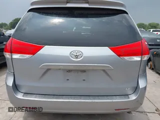 2013 Toyota Sienna LE AAS with VIN 5TDKK3DC0DS300178, listed as a IAAI auction lot 42189800 with 265,568 mi miles and . Bid and sale history available at DreamBid. Image 16.
