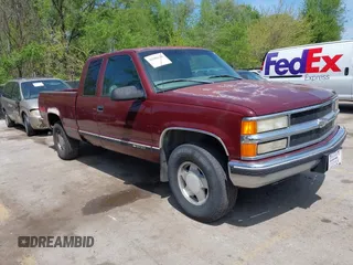 1998 Chevrolet Silverado 1500 with VIN 1GCEK19R0WE186321, listed as a IAAI auction lot 42086626 with 178,954 mi miles and . Bid and sale history available at DreamBid. Image 1.