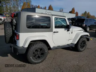 2010 Jeep Wrangler Sahara с VIN 1J4AA5D10AL181225, выставлен на аукционе Copart как лот 79696464 с пробегом 90 139 миль миль и Списание • Salvage title. История ставок и продаж доступна на DreamBid. Изображение 3.