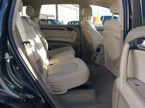 2009 Audi Q7 with VIN WA1AY74L89D010172, listed as a IAAI auction lot 40834281 with 183,081 mi miles. Bid and sale history available at carsss.com. Image 8.