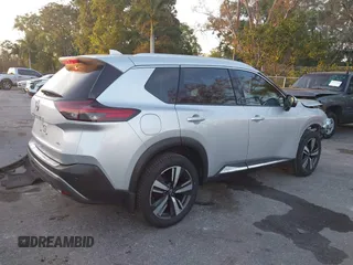 2022 Nissan Rogue SL with VIN 5N1BT3CA4NC718030, listed as a IAAI auction lot 41520978 with 68,532 mi miles. Bid and sale history available at carsss.com. Image 4.