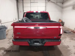 2022 Ford F-150 Lightning Pro с VIN 1FT6W1EV2NWG01661, выставлен на аукционе IAAI как лот 41785750 с пробегом 21 156 миль миль и . История ставок и продаж доступна на DreamBid. Изображение 17.