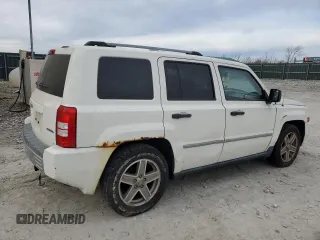 2008 Jeep Patriot Limited with VIN 1J8FT48W58D649307, listed as a Copart auction lot 84977034 with 211,629 mi miles and Clean Title. Bid and sale history available at DreamBid. Image 3.