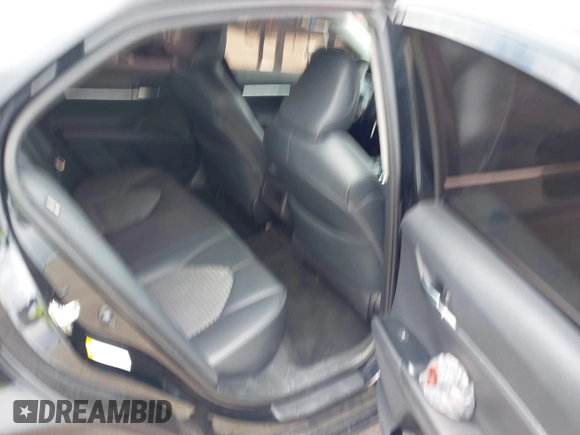 2018 Toyota Camry LE z VIN 4T1B11HK6JU158382, wystawiony jako IAAI lot #42185532 z przebiegiem 94 802 mil mil oraz . Historia ofert i sprzedaży dostępna na DreamBid. Obrazek 8.