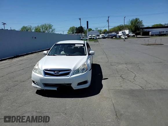 2010 Subaru Legacy Premium z VIN 4S3BMBB67A3236266, wystawiony jako Copart lot #55081955 z przebiegiem 220 405 mil mil oraz Szkoda całkowita • Salvage title. Historia ofert i sprzedaży dostępna na DreamBid. Obrazek 13.