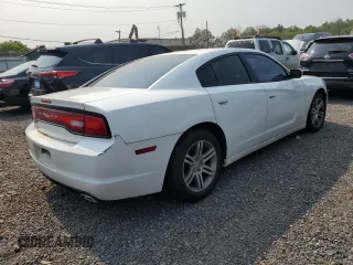 2013 Dodge Charger SE z VIN 2C3CDXBG4DH639122, wystawiony jako Copart lot #59042345 z przebiegiem 150 277 mil mil oraz Szkoda całkowita • Salvage title. Historia ofert i sprzedaży dostępna na DreamBid. Obrazek 3.