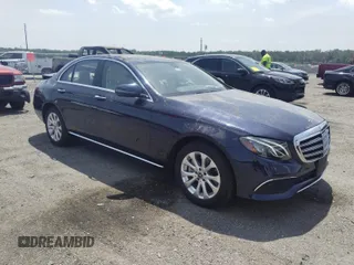 2019 Mercedes-Benz E 300 с VIN WDDZF4KB9KA630680, выставлен на аукционе IAAI как лот 42577781 с пробегом 106 030 миль миль и . История ставок и продаж доступна на DreamBid. Изображение 1.