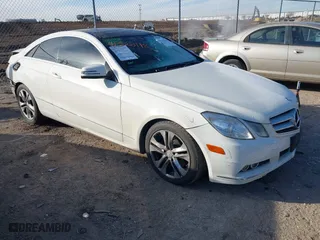 2011 Mercedes-Benz E-Class E 350 with VIN WDDKJ5GB9BF114935, listed as a IAAI auction lot 41328018 with 123,706 mi miles. Bid and sale history available at carsss.com. Image 1.