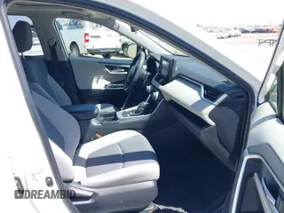 2019 Toyota RAV4 XLE with VIN JTMW1RFV9KD003246, listed as a IAAI auction lot 42115291 with 81,910 mi miles. Bid and sale history available at carsss.com. Image 5.