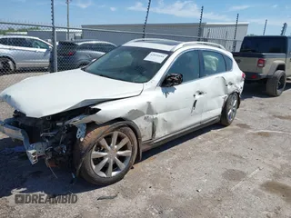 2017 Infiniti QX50 with VIN JN1BJ0RR0HM408741, listed as a IAAI auction lot 42031644 with 121,363 mi miles and . Bid and sale history available at DreamBid. Image 18.