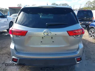 2018 Toyota Highlander Limited с VIN 5TDDZRFH1JS911963, выставлен на аукционе IAAI как лот 41289715 с пробегом 64 672 миль миль и . История ставок и продаж доступна на DreamBid. Изображение 16.
