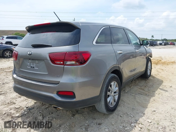 2019 Kia Sorento S with VIN 5XYPG4A56KG467903, listed as a IAAI auction lot 41836291 with 109,840 mi miles and . Bid and sale history available at carsss.com. Image 4.