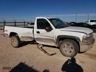 2002 Chevrolet Silverado 1500 LS with VIN 1GCEK14V02Z205165, listed as a Copart auction lot 84061264 with 272,608 mi miles and Salvage Title. Bid and sale history available at carsss.com. Image 4.