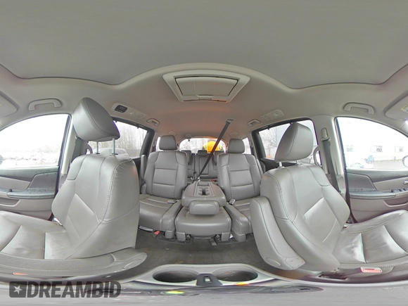 2014 Honda Odyssey Touring с VIN 5FNRL5H9XEB056180, выставлен на аукционе Copart как лот 47781575 с пробегом 142 707 миль миль и Списание • Salvage title. История ставок и продаж доступна на DreamBid. Изображение 14.