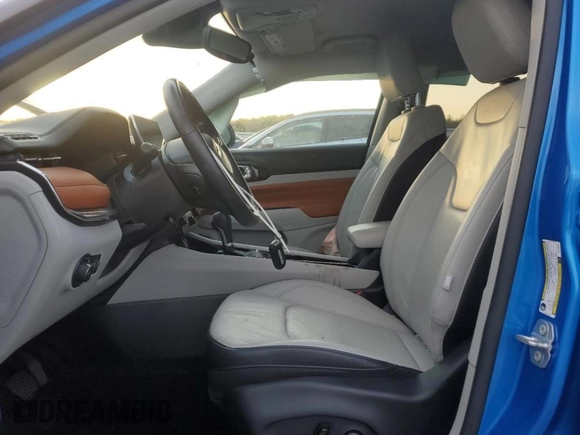 2022 Jeep Compass Limited with VIN 3C4NJDCB6NT105806, listed as a Copart auction lot 52670825 with 15,417 mi miles and Salvage title. Bid and sale history available at DreamBid. Image 7.