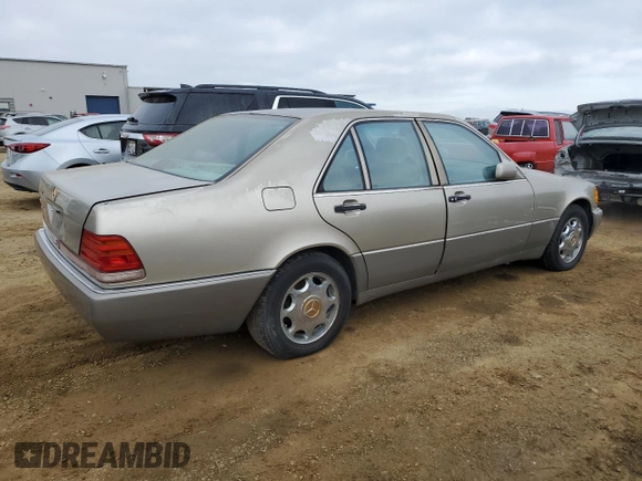 1992 Mercedes-Benz S 320 z VIN WDBGA32E0NA072676, wystawiony jako Copart lot #41447915 z przebiegiem 152 989 mil mil oraz Czysty tytuł • Clean title. Historia ofert i sprzedaży dostępna na DreamBid. Obrazek 3.