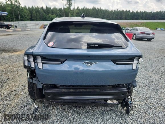 2023 Ford Mustang Mach-E Premium z VIN 3FMTK3R43PMA87670, wystawiony jako Copart lot #60697045 z przebiegiem 12 105 mil mil oraz Szkoda całkowita • Salvage title. Historia ofert i sprzedaży dostępna na DreamBid. Obrazek 6.
