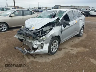 2015 Ford Fiesta SE with VIN 3FADP4BJ2FM220598, listed as a IAAI auction lot 41213342 with 1 mi miles. Bid and sale history available at carsss.com. Image 2.