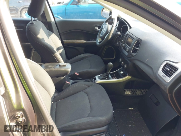 2018 Jeep Compass Sport с VIN 3C4NJCAB0JT233112, выставлен на аукционе IAAI как лот 42580222 с пробегом 96 280 миль миль и . История ставок и продаж доступна на DreamBid. Изображение 5.