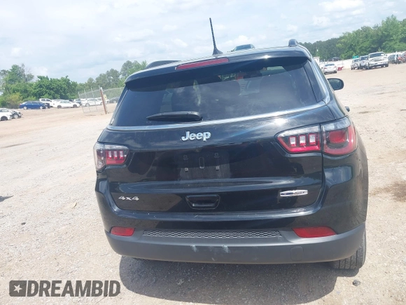 2024 Jeep Compass Latitude with VIN 3C4NJDBN4RT119513, listed as a IAAI auction lot 42153389 with 27,635 mi miles and . Bid and sale history available at carsss.com. Image 16.
