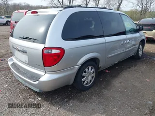 2006 Chrysler Town & Country Touring with VIN 2A4GP54L56R772868, listed as a IAAI auction lot 41935753 with 167,281 mi miles and . Bid and sale history available at DreamBid. Image 4.