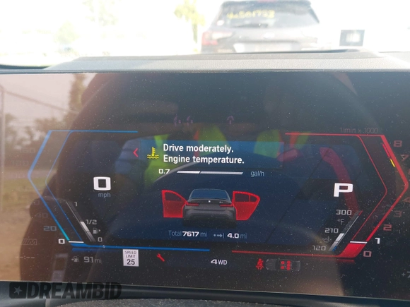 2025 BMW M3 Competition xDrive with VIN WBS33HJ01SFT92884, listed as a IAAI auction lot 42473044 with 7,617 mi miles and . Bid and sale history available at DreamBid. Image 7.