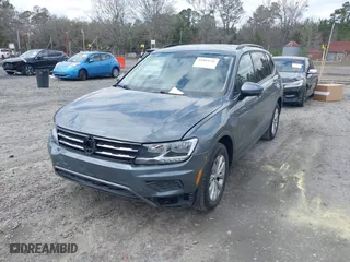 2018 Volkswagen Tiguan S with VIN 3VV1B7AX9JM088226, listed as a IAAI auction lot 41804141 with 68,026 mi miles. Bid and sale history available at carsss.com. Image 2.