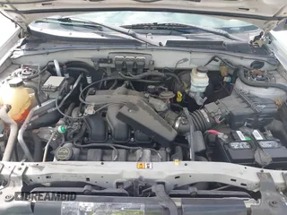 2006 Ford Escape XLT z VIN 1FMCU03106KA68555, wystawiony jako IAAI lot #42639823 z przebiegiem 147 320 mil mil oraz . Historia ofert i sprzedaży dostępna na DreamBid. Obrazek 10.