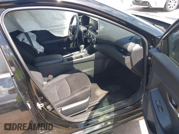 2024 Nissan Sentra SV with VIN 3N1AB8CV7RY248529, listed as a IAAI auction lot 42236147 with 22,284 mi miles and . Bid and sale history available at DreamBid. Image 5.