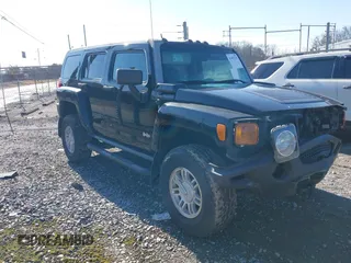 2007 Hummer H3 SUV with VIN 5GTDN13E078211008, listed as a IAAI auction lot 41452335 with 141,661 mi miles and . Bid and sale history available at DreamBid. Image 1.