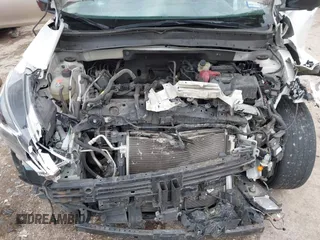 2020 Nissan Kicks SR with VIN 3N1CP5DV1LL556436, listed as a IAAI auction lot 41576013 with 97,953 mi miles. Bid and sale history available at carsss.com. Image 10.