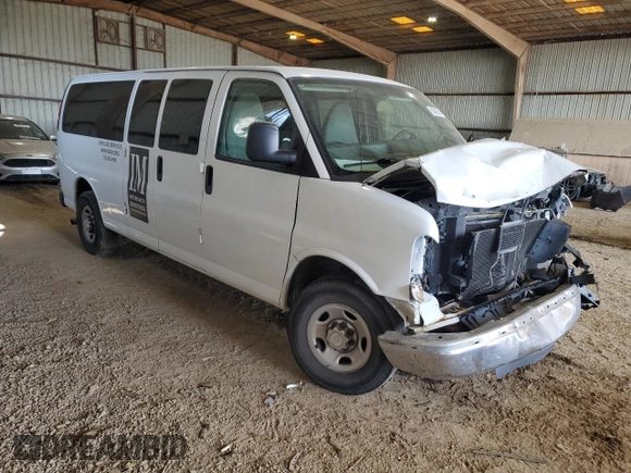2010 Chevrolet Express Passenger LT with VIN 1GA2G1DGXA1112195, listed as a Copart auction lot 68340394 with Not provided miles and Salvage title. Bid and sale history available at DreamBid. Image 4.