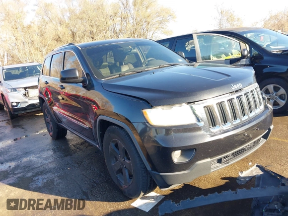 2011 Jeep Grand Cherokee 70th Anniversary with VIN 1J4RR4GT8BC504618, listed as a IAAI auction lot 40993960 with 188,098 mi miles. Bid and sale history available at carsss.com. Image 1.