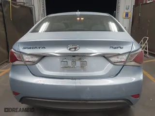 2013 Hyundai Sonata Hybrid Limited with VIN KMHEC4A48DA100753, listed as a IAAI auction lot 41993863 with 129,591 mi miles. Bid and sale history available at carsss.com. Image 16.