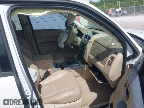 2008 Ford Escape XLT with VIN 1FMCU03168KD51111, listed as a IAAI auction lot 42523942 with 123,203 mi miles and . Bid and sale history available at DreamBid. Image 5.