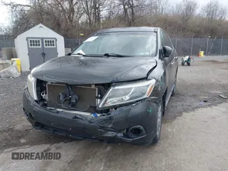 2014 Nissan Pathfinder SV with VIN 5N1AR2MM4EC708630, listed as a IAAI auction lot 41893720 with 129,985 mi miles. Bid and sale history available at carsss.com. Image 6.