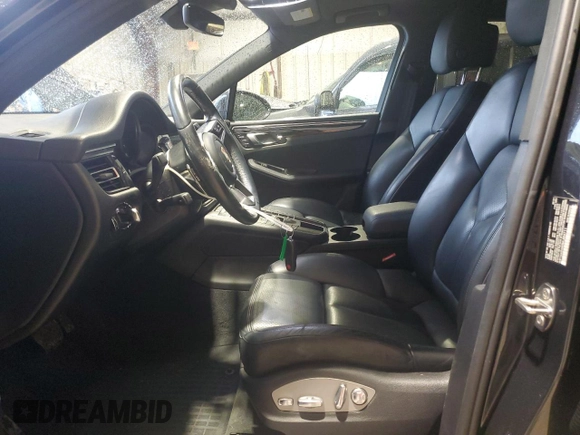 2021 Porsche Macan with VIN WP1AA2A50MLB04711, listed as a Copart auction lot 47349055 with 34,539 mi miles and Salvage Title. Bid and sale history available at DreamBid. Image 7.