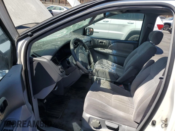 2002 Toyota Sienna CE with VIN 4T3ZF19C62U485929, listed as a Copart auction lot 67965094 with 182,387 mi miles and Salvage Title. Bid and sale history available at carsss.com. Image 7.