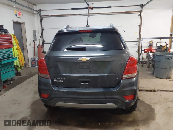 2017 Chevrolet Trax LT with VIN 3GNCJPSBXHL163410, listed as a IAAI auction lot 41585473 with 64,969 mi miles. Bid and sale history available at carsss.com. Image 17.