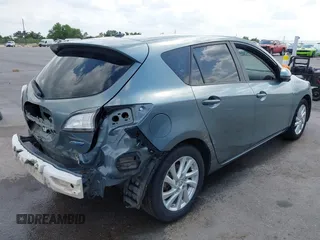 2012 Mazda Mazda3 i Touring with VIN JM1BL1L73C1562553, listed as a IAAI auction lot 42073390 with 227,269 mi miles. Bid and sale history available at carsss.com. Image 4.