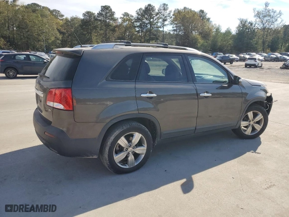 2013 Kia Sorento EX with VIN 5XYKU3A65DG333098, listed as a Copart auction lot 79622024 with 177,624 mi miles and Salvage Title. Bid and sale history available at carsss.com. Image 3.
