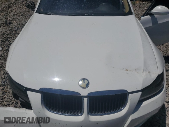 2008 BMW 3 Series 335i z VIN WBAVB77578NJ97190, wystawiony jako Copart lot #57488745 z przebiegiem 114 327 mil mil oraz Szkoda całkowita • Salvage title. Historia ofert i sprzedaży dostępna na DreamBid. Obrazek 11.