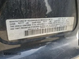 2005 Volkswagen Jetta 2.5L with VIN 3VWDG71K25M647183, listed as a Copart auction lot 62743695 with 215,241 mi miles and Salvage title. Bid and sale history available at DreamBid. Image 12.