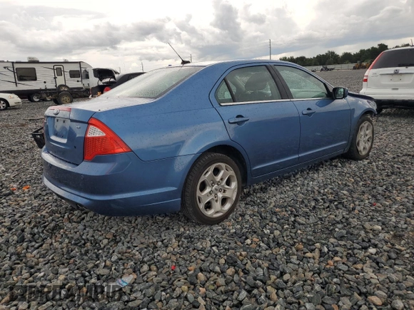 2010 Ford Fusion SE с VIN 3FAHP0HA8AR247611, выставлен на аукционе Copart как лот 62086875 с пробегом 186 109 миль миль и На запчасти • Non repairable. История ставок и продаж доступна на DreamBid. Изображение 3.