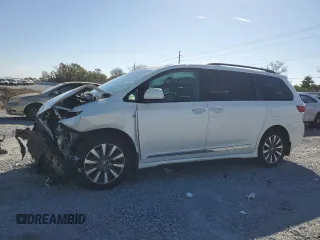 2020 Toyota Sienna XLE with VIN 5TDDZ3DC8LS244302, listed as a Copart auction lot 47581475 with 72,956 mi miles and Non Repairable. Bid and sale history available at carsss.com. Image 1.