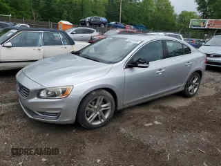 2014 Volvo S60 T5 z VIN YV1612FH5E1289890, wystawiony jako Copart lot #55401035 z przebiegiem 176 582 mil mil oraz Szkoda całkowita • Salvage title. Historia ofert i sprzedaży dostępna na DreamBid. Obrazek 1.