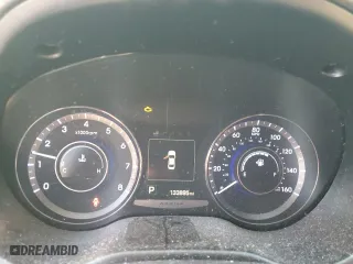 2015 Hyundai Azera with VIN KMHFG4JGXFA454022, listed as a Copart auction lot 76517844 with 133,895 mi miles and Salvage Title. Bid and sale history available at carsss.com. Image 9.