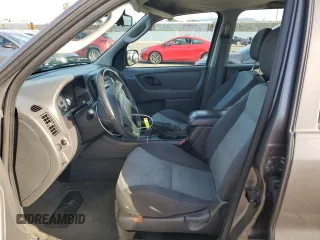 2006 Ford Escape XLS with VIN 1FMYU02Z76KA05322, listed as a Copart auction lot 49807855 with 127,084 mi miles and Salvage Title. Bid and sale history available at carsss.com. Image 7.
