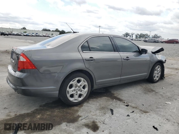 2010 Ford Fusion SE z VIN 3FAHP0HA3AR387128, wystawiony jako Copart lot #59149735 z przebiegiem Nie podano mil oraz Nie do naprawy • Non repairable. Historia ofert i sprzedaży dostępna na DreamBid. Obrazek 3.
